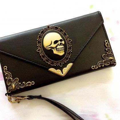 Skull iphone 6 6s 4.7 leather walle..